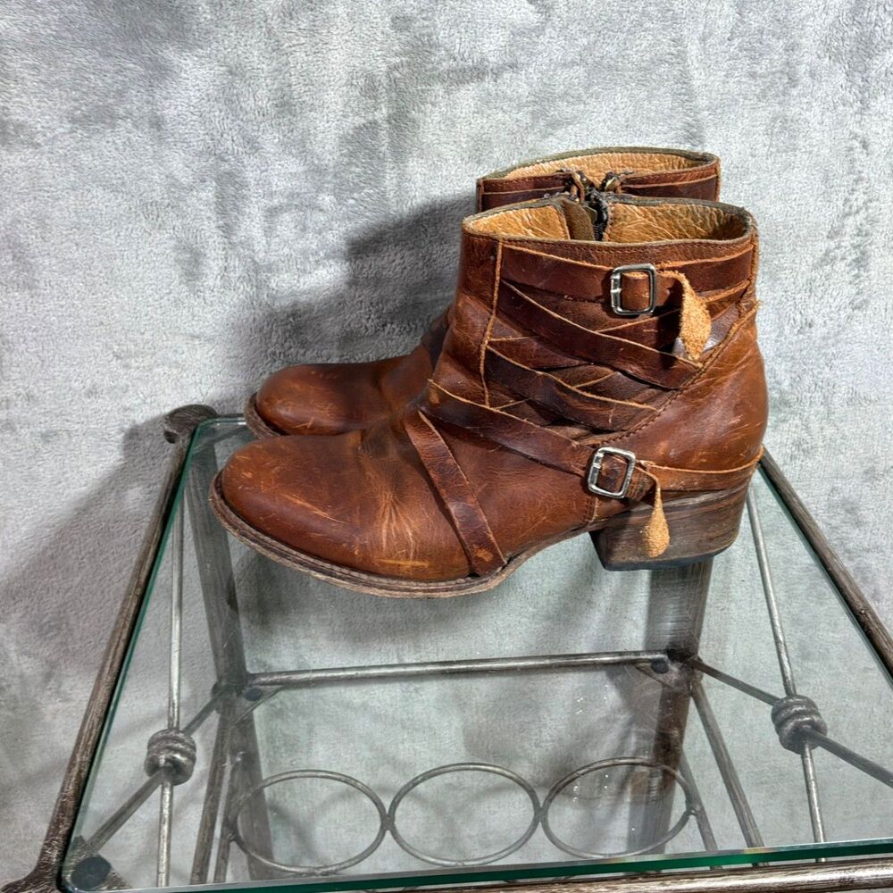 Freebird Sammi Boots Womens 7 Brown Leather Distress Belted Strapy Ankle Bootie - Picture 3 of 10